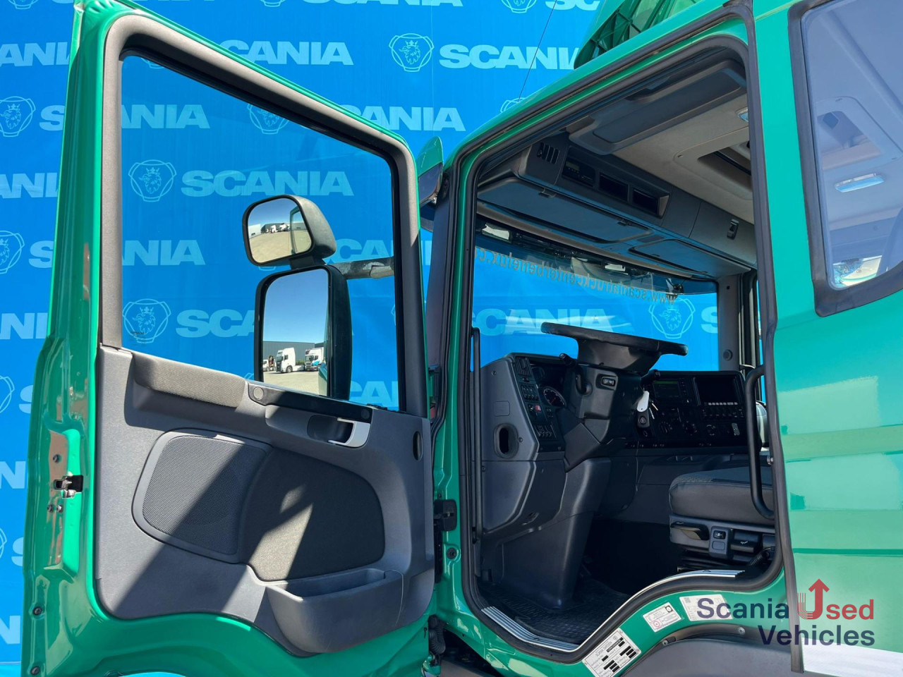 SCANIA P 320 DB6x2*4MNB RETARDER FULL AIR 8T TAIL LIFT 2T - משאית עם שלדת תא: תמונה 3 SCANIA P 320 DB6x2*4MNB RETARDER FULL AIR 8T TAIL LIFT 2T - משאית עם שלדת תא: תמונה 3
