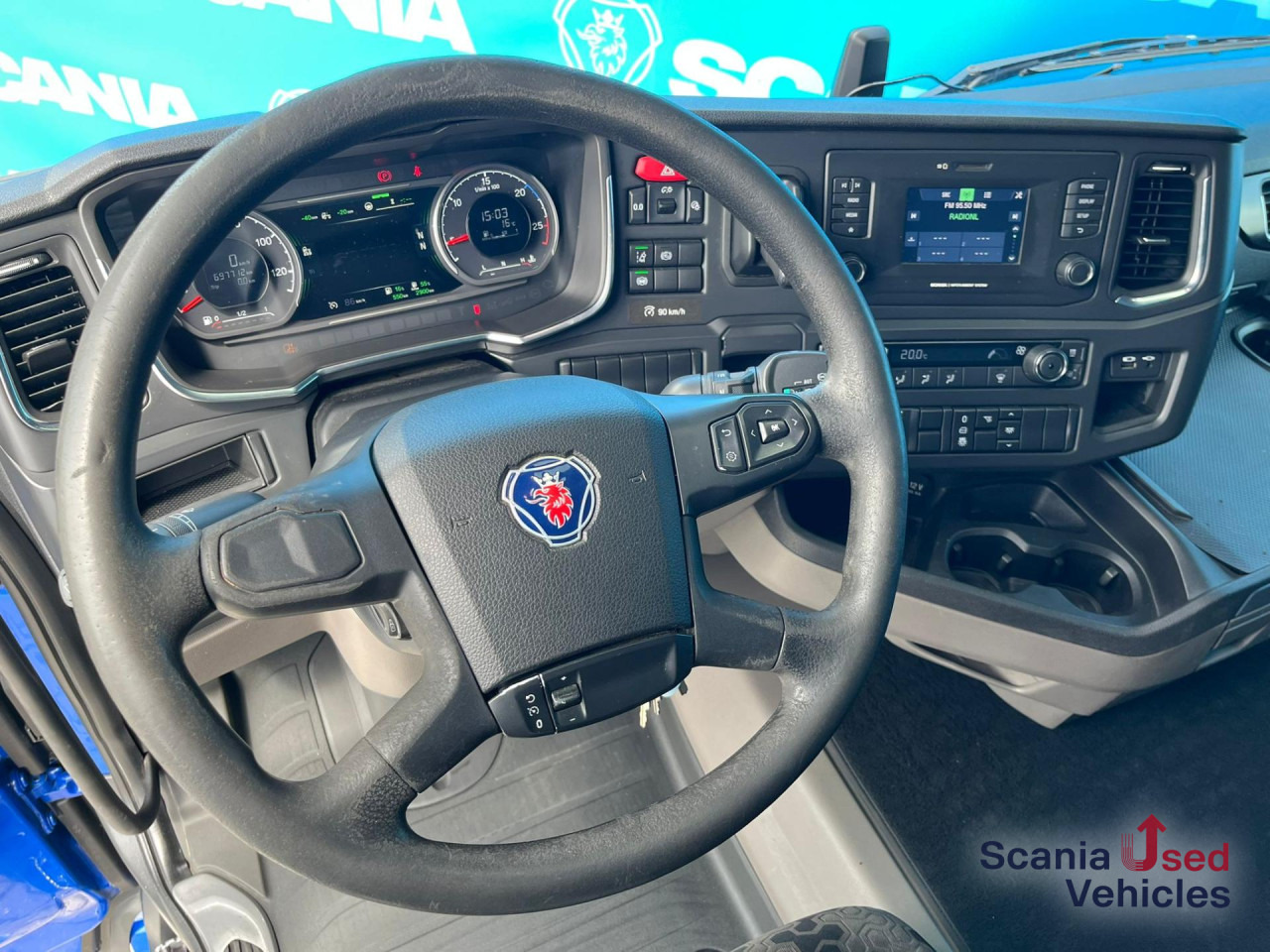 SCANIA R 450 A4x2EB MEGA / VOLUME DIFF-LOCK PTOV AIRCO - יחידת טרקטור: תמונה 3 SCANIA R 450 A4x2EB MEGA / VOLUME DIFF-LOCK PTOV AIRCO - יחידת טרקטור: תמונה 3