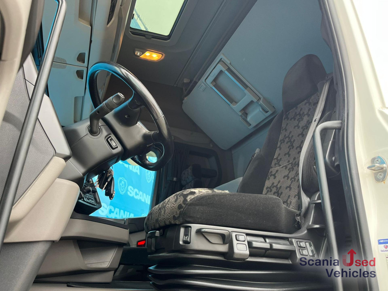 SCANIA R 450 A4x2NA RETARDER DIFF-L 8T PTO ADR-FL SMART2 - יחידת טרקטור: תמונה 2 SCANIA R 450 A4x2NA RETARDER DIFF-L 8T PTO ADR-FL SMART2 - יחידת טרקטור: תמונה 2
