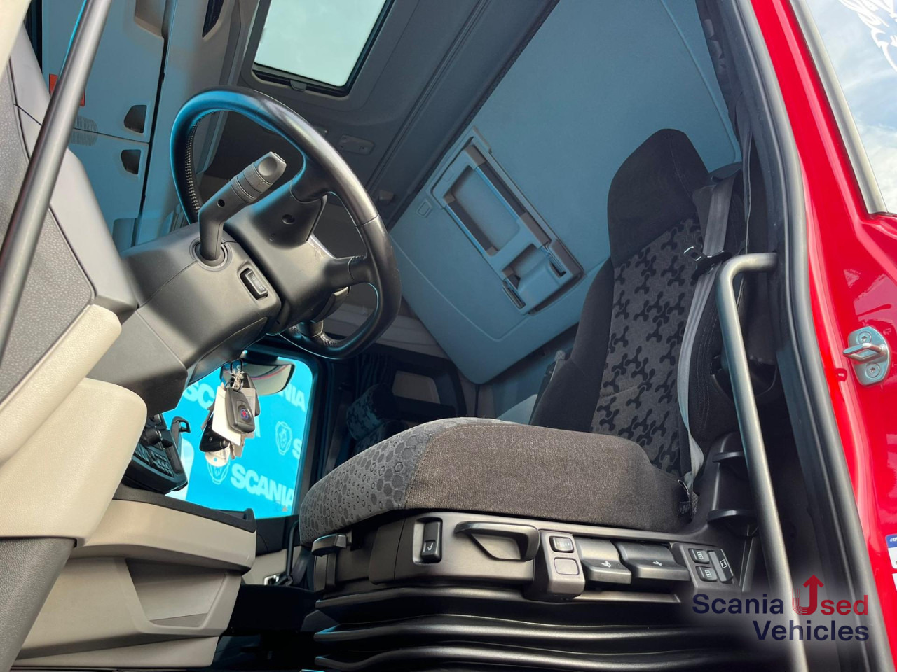 SCANIA R 450 A4x2NA RETARDER LED NAVI PTO - יחידת טרקטור: תמונה 2 SCANIA R 450 A4x2NA RETARDER LED NAVI PTO - יחידת טרקטור: תמונה 2