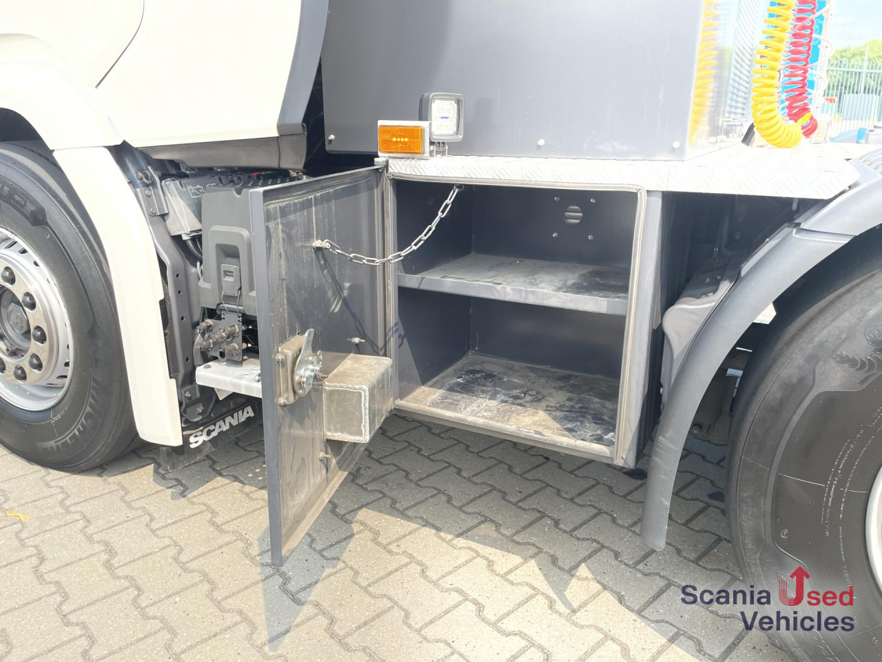 SCANIA S 540 A8x4/4NB RETARDER SCHWERLAST 100T - יחידת טרקטור: תמונה 3 SCANIA S 540 A8x4/4NB RETARDER SCHWERLAST 100T - יחידת טרקטור: תמונה 3