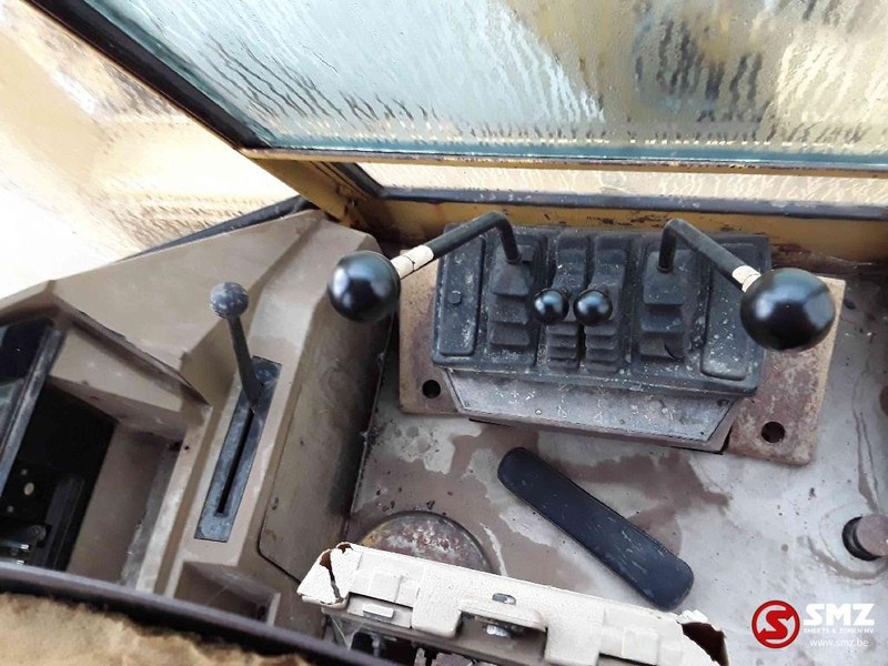 מחפרון Caterpillar 428: תמונה 9