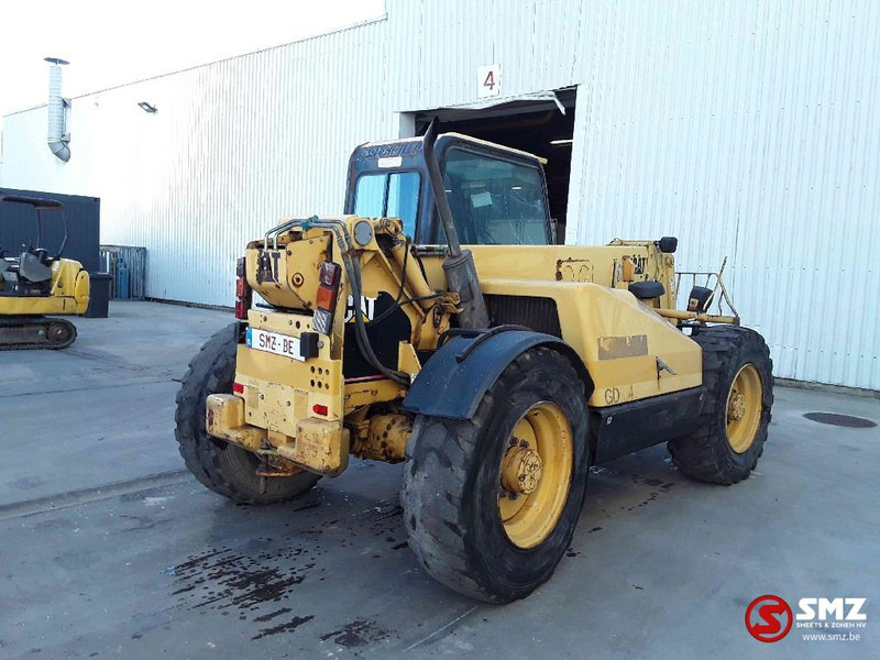 מפעיל טלסקופי Caterpillar TH 62: תמונה 11