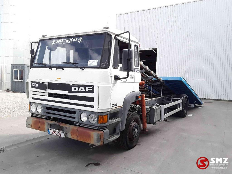 DAF 1700 - משאית גרירה: תמונה 3 DAF 1700 - משאית גרירה: תמונה 3