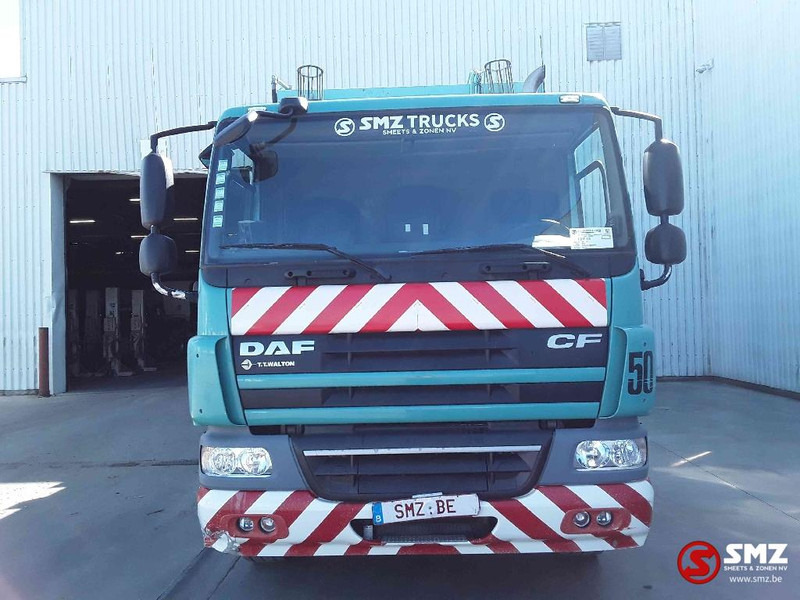 DAF 75 CF 310 VdK pusher 2000 +2x lift 4x on stocl - משאית אשפה: תמונה 2 DAF 75 CF 310 VdK pusher 2000 +2x lift 4x on stocl - משאית אשפה: תמונה 2
