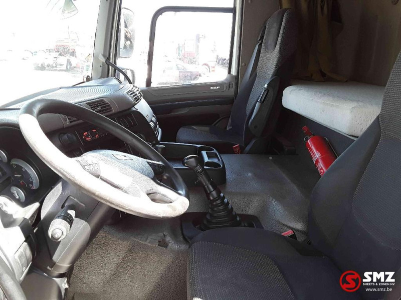 Interior photo 2: משאית עם שלדת תא DAF 75 CF 310 manual