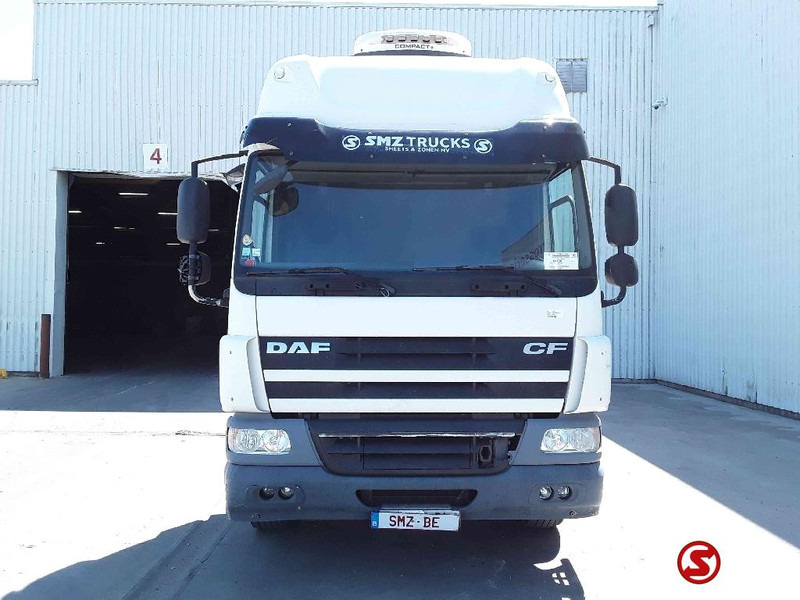 DAF 75 CF 310 manual - משאית עם שלדת תא: תמונה 2 DAF 75 CF 310 manual - משאית עם שלדת תא: תמונה 2