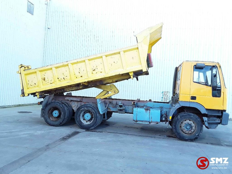 Iveco Eurotrakker 260 E 37 e2 manual pump - מזהיר: תמונה 4 Iveco Eurotrakker 260 E 37 e2 manual pump - מזהיר: תמונה 4