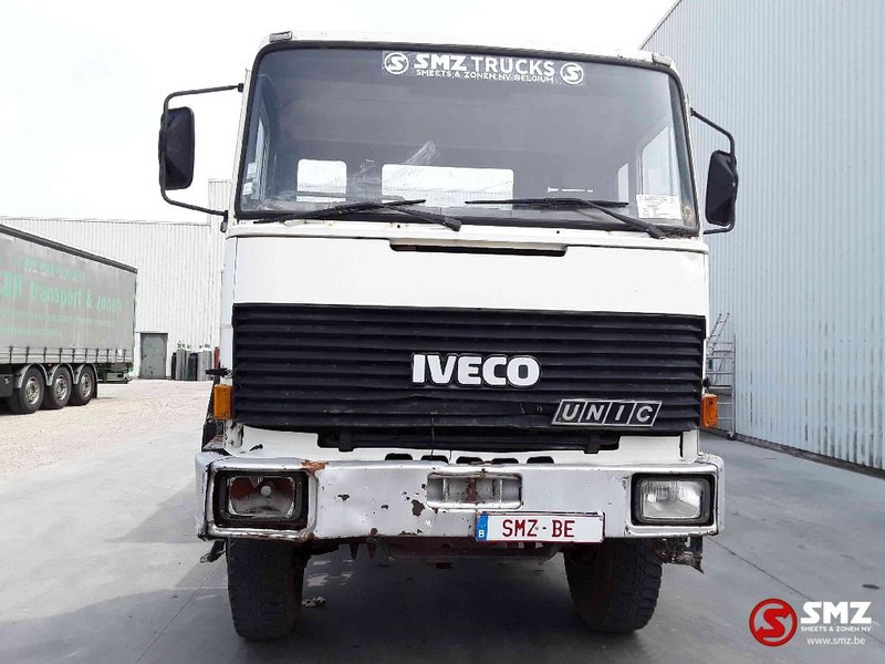Iveco Magirus 190.32 4x4 tractor french -francais - משאית צד נופל/ שטוחה: תמונה 2 Iveco Magirus 190.32 4x4 tractor french -francais - משאית צד נופל/ שטוחה: תמונה 2