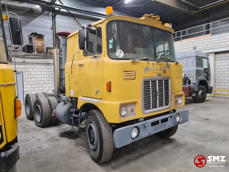 MACK F 700 francais/french - יחידת טרקטור: תמונה 1 MACK F 700 francais/french - יחידת טרקטור: תמונה 1
