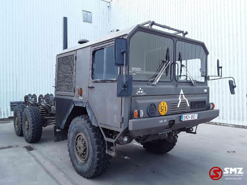 MAN KAT 6x6 72000 km - משאית עם שלדת תא: תמונה 1 MAN KAT 6x6 72000 km - משאית עם שלדת תא: תמונה 1