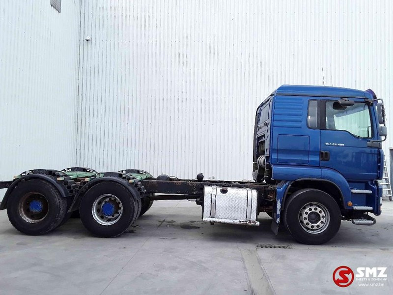 MAN TGA 26.480 6x4 manual - משאית עם שלדת תא: תמונה 4 MAN TGA 26.480 6x4 manual - משאית עם שלדת תא: תמונה 4