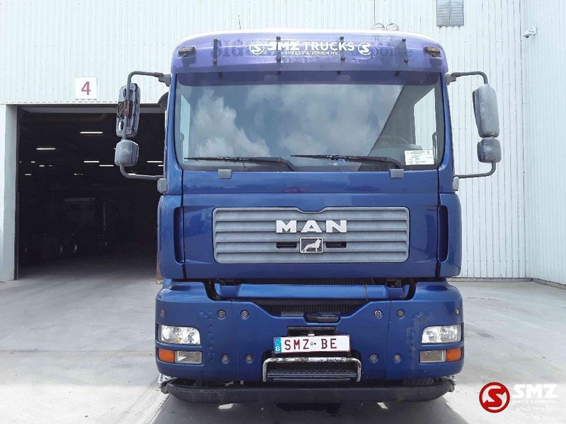 MAN TGA 26.480 6x4 manual - משאית עם שלדת תא: תמונה 2 MAN TGA 26.480 6x4 manual - משאית עם שלדת תא: תמונה 2