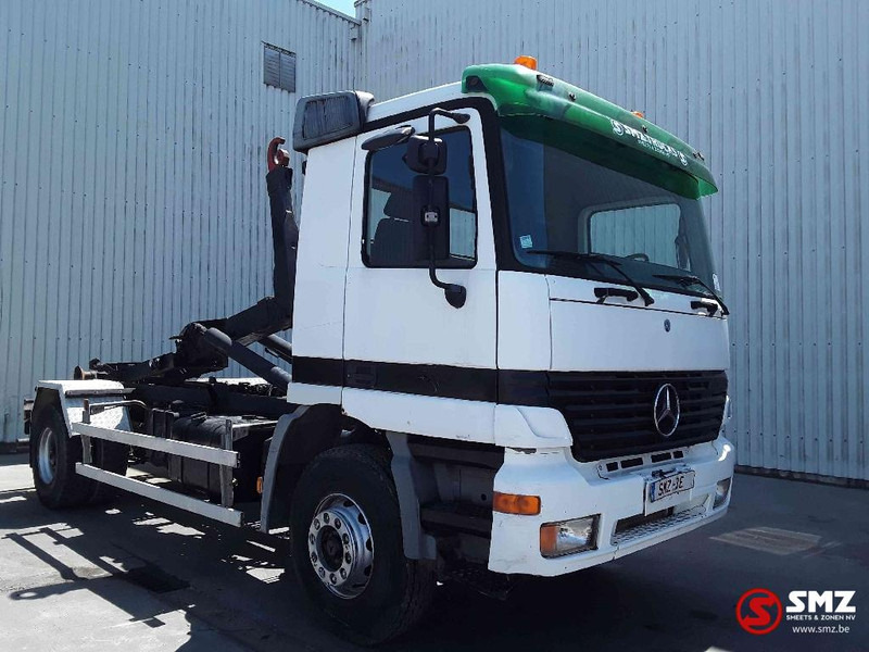 Mercedes-Benz Actros 1831 manual lames airco belgium truck - מוביל מכולות/ משאית החלפת גוף: תמונה 1 Mercedes-Benz Actros 1831 manual lames airco belgium truck - מוביל מכולות/ משאית החלפת גוף: תמונה 1