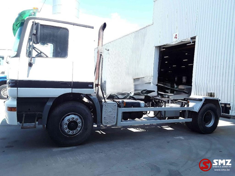 Mercedes-Benz Actros 1831 manual lames airco belgium truck - משאית עם שלדת תא: תמונה 5 Mercedes-Benz Actros 1831 manual lames airco belgium truck - משאית עם שלדת תא: תמונה 5