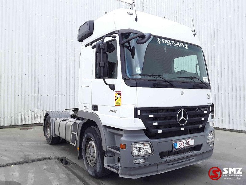 Mercedes-Benz Actros 1841 EPS 3 pedal 2x - יחידת טרקטור: תמונה 1 Mercedes-Benz Actros 1841 EPS 3 pedal 2x - יחידת טרקטור: תמונה 1