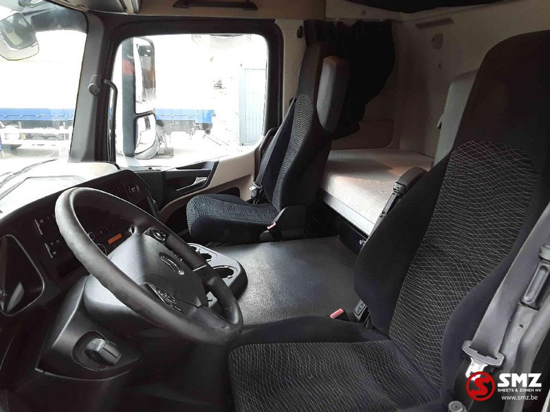 Interior photo 2: יחידת טרקטור Mercedes-Benz Actros 1846 retarder hydr 575km 7450 kg!!