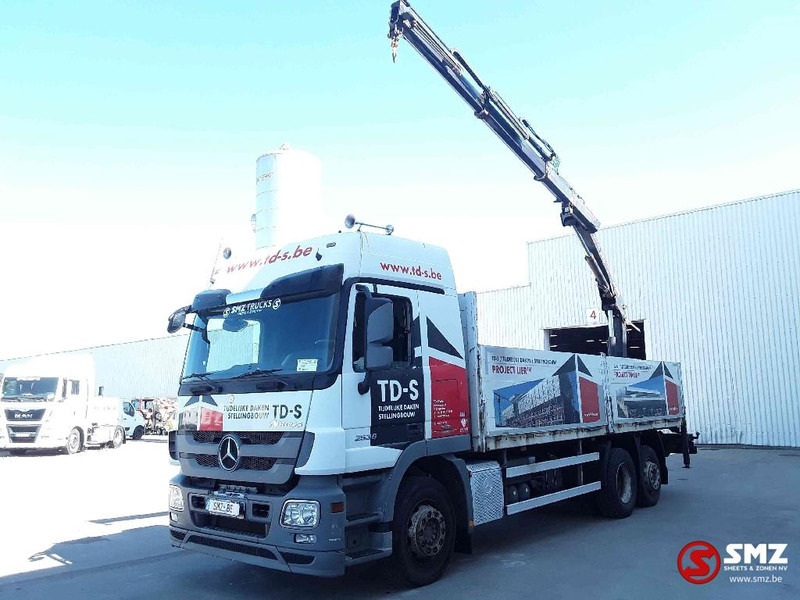 Mercedes-Benz Actros 2636 Hiab 123 B 2+remote - משאית צד נופל/ שטוחה, משאית מנוף: תמונה 5 Mercedes-Benz Actros 2636 Hiab 123 B 2+remote - משאית צד נופל/ שטוחה, משאית מנוף: תמונה 5