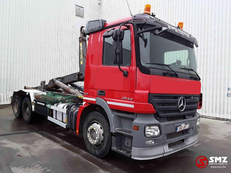 Mercedes-Benz Actros 2644 6x4 lames zps - מוביל מכולות/ משאית החלפת גוף: תמונה 1 Mercedes-Benz Actros 2644 6x4 lames zps - מוביל מכולות/ משאית החלפת גוף: תמונה 1