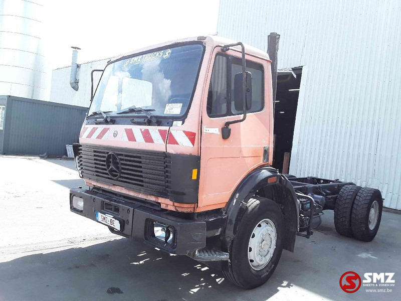 Mercedes-Benz SK 1722 lames steel - משאית עם שלדת תא: תמונה 3 Mercedes-Benz SK 1722 lames steel - משאית עם שלדת תא: תמונה 3