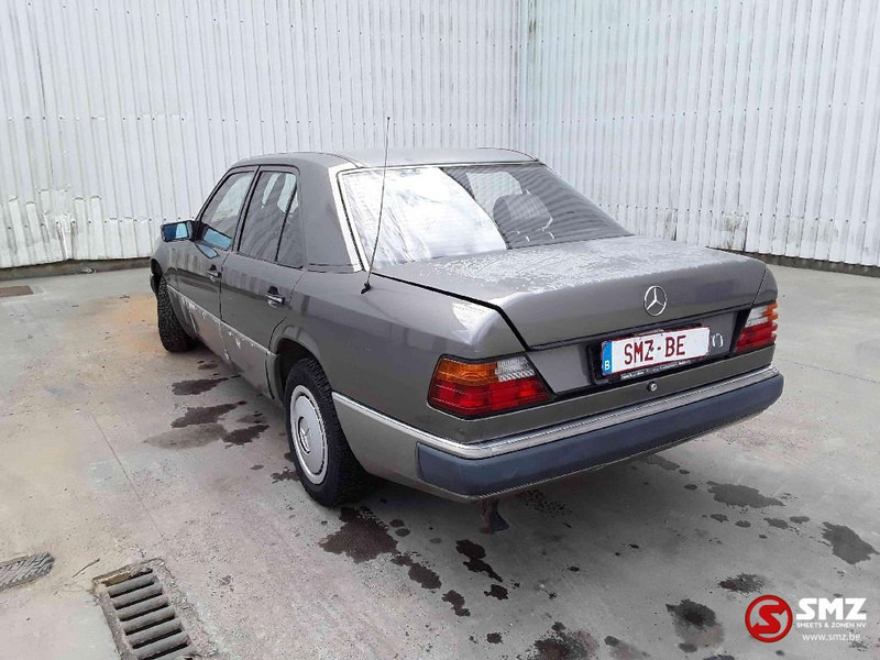 מכונית Mercedes-Benz: תמונה 10