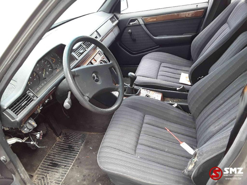 מכונית Mercedes-Benz: תמונה 7