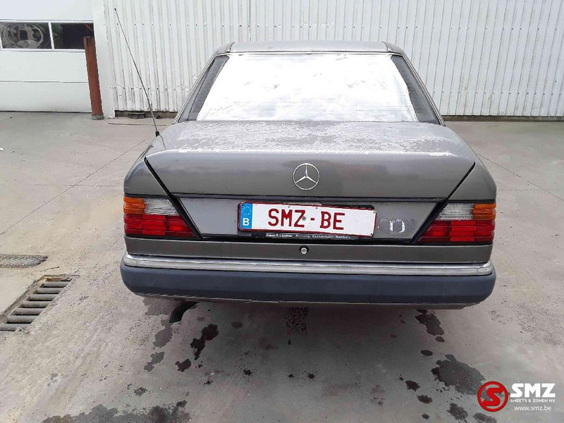 מכונית Mercedes-Benz: תמונה 11