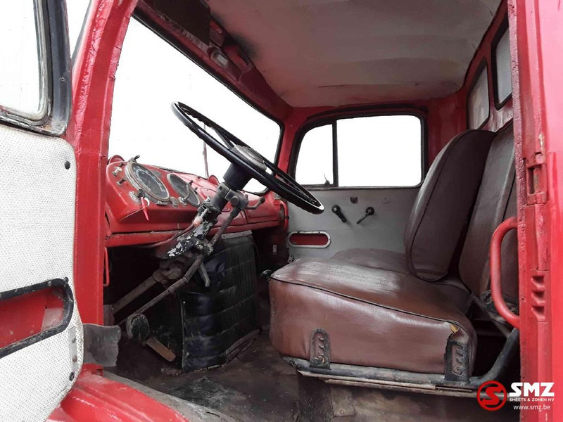 Interior photo 1: מזהיר Mercedes-Benz