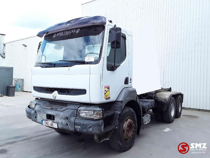 Renault Kerax 370 steel lames - משאית עם שלדת תא: תמונה 3 Renault Kerax 370 steel lames - משאית עם שלדת תא: תמונה 3