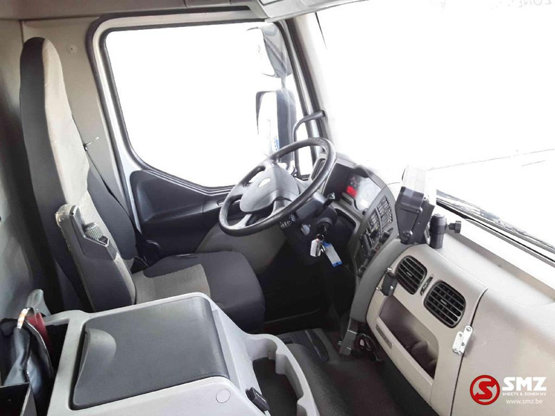 Renault Kerax 380 6x4 chassis - משאית צד נופל/ שטוחה, משאית מנוף: תמונה 5 Renault Kerax 380 6x4 chassis - משאית צד נופל/ שטוחה, משאית מנוף: תמונה 5