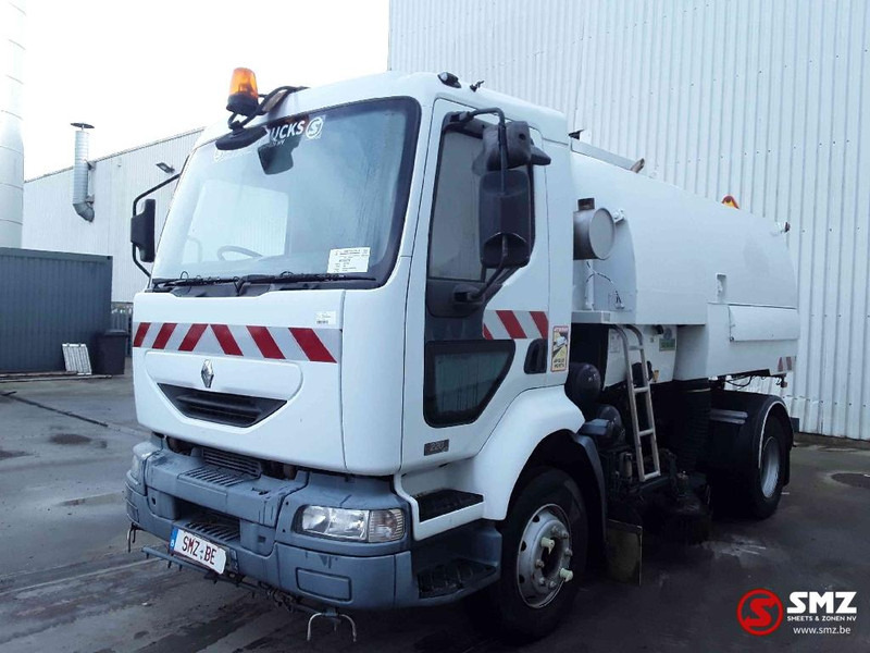 Renault Midlum 220 - מטאטא כבישים: תמונה 3 Renault Midlum 220 - מטאטא כבישים: תמונה 3