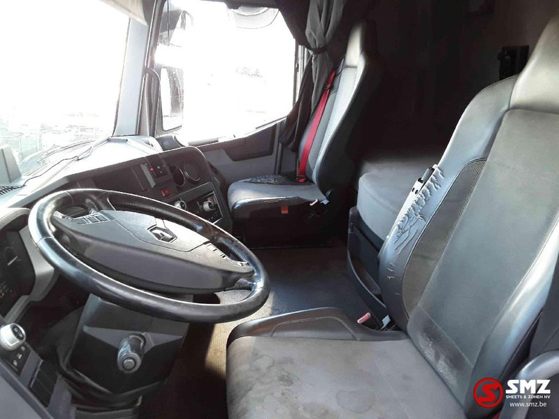 Interior photo 2: יחידת טרקטור Renault T 460 retarder 2 tanks