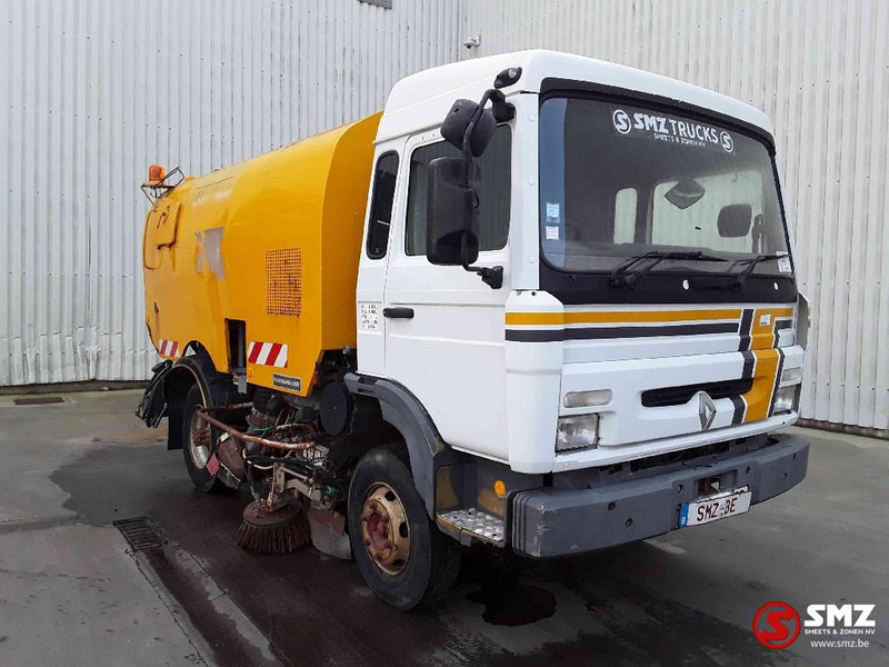 Renault - מטאטא כבישים: תמונה 1 Renault - מטאטא כבישים: תמונה 1