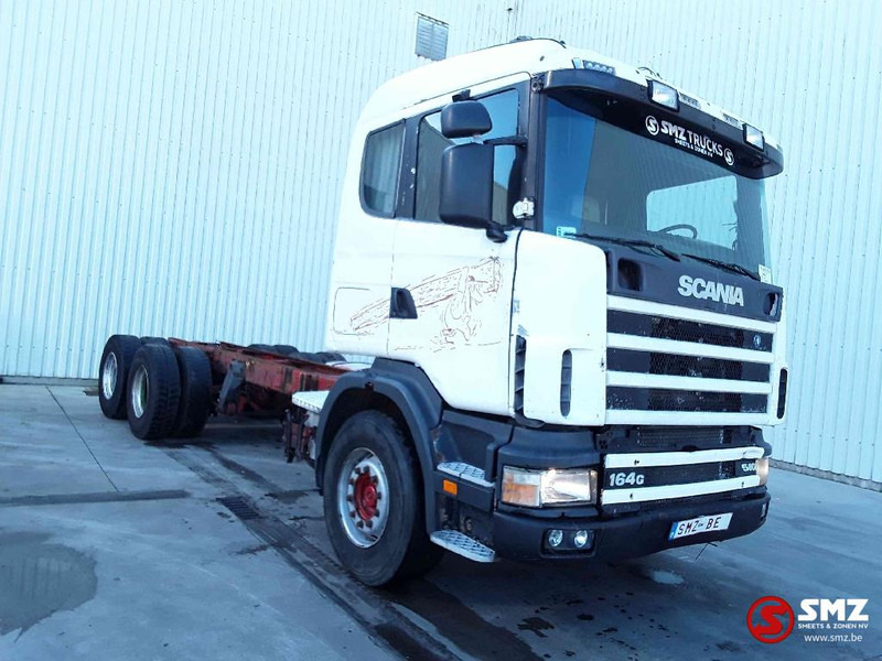 Scania 164 580 6x4 - משאית עם שלדת תא: תמונה 1 Scania 164 580 6x4 - משאית עם שלדת תא: תמונה 1