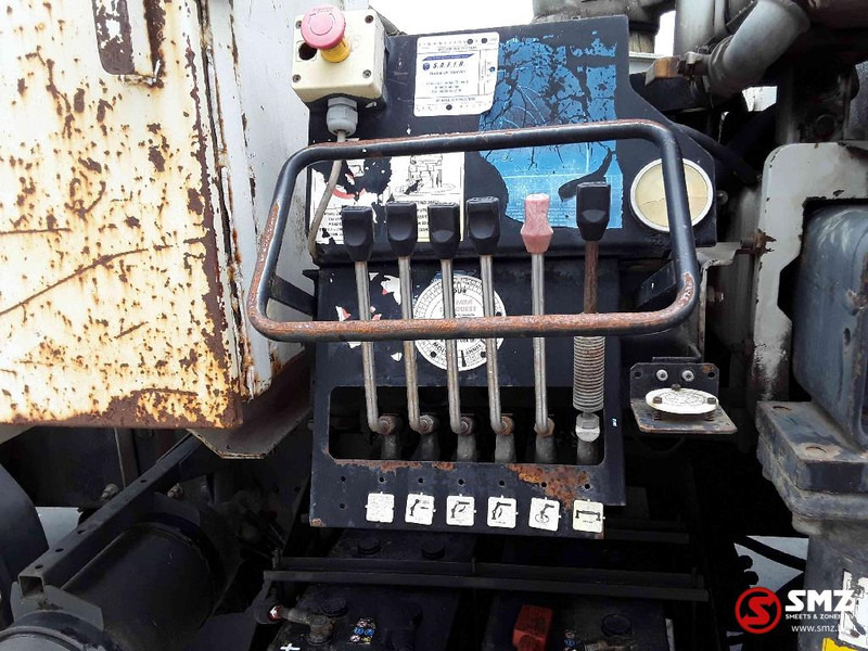 מזהיר, משאית מנוף Volvo FL12 INTERCOOLER: תמונה 12