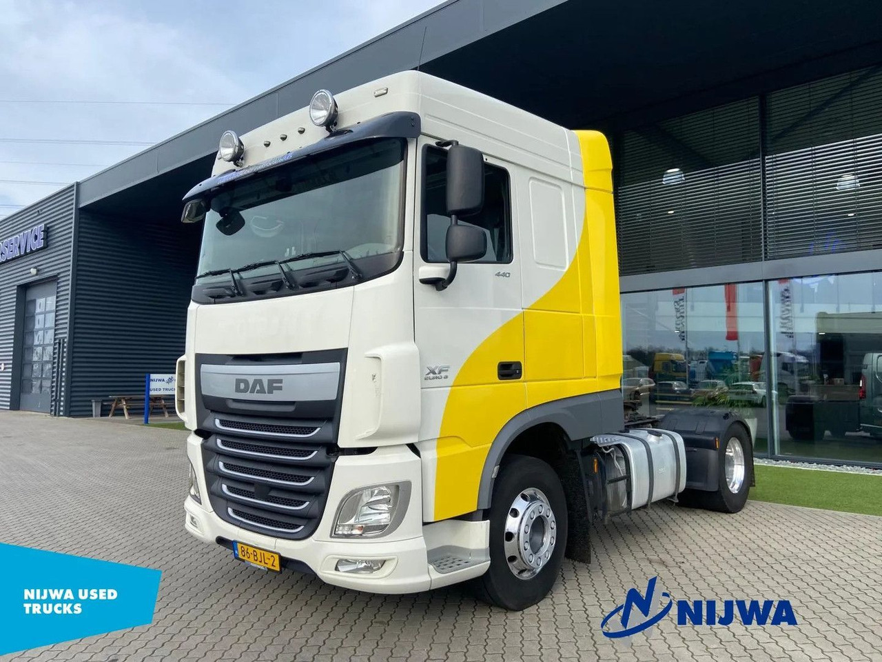 DAF XF 440 4x2 PTO + Standkachel - יחידת טרקטור: תמונה 1 DAF XF 440 4x2 PTO + Standkachel - יחידת טרקטור: תמונה 1