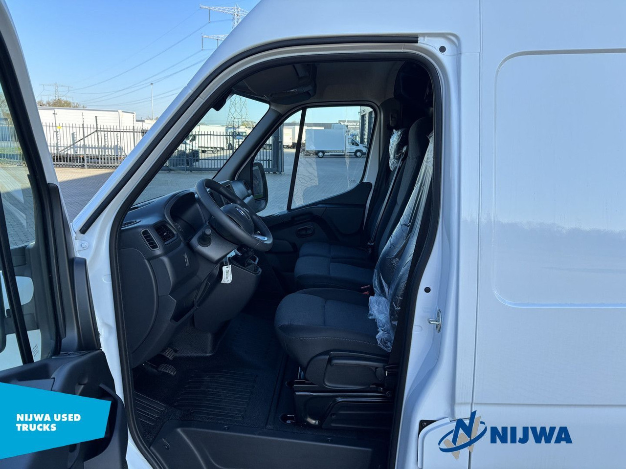 Renault Master 135 L3H2 Parkeersensoren + Cruise control - כלי רכב מסחרי קטן: תמונה 5 Renault Master 135 L3H2 Parkeersensoren + Cruise control - כלי רכב מסחרי קטן: תמונה 5