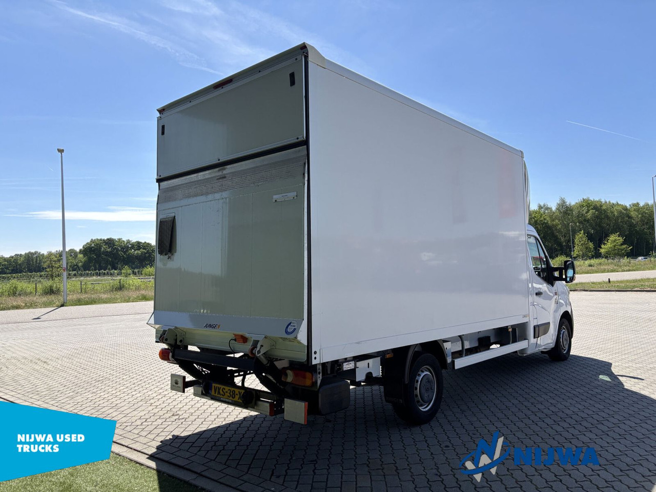 Renault Master T35 145 Laadklep + Airco - משאית עם שלדת תא: תמונה 3 Renault Master T35 145 Laadklep + Airco - משאית עם שלדת תא: תמונה 3