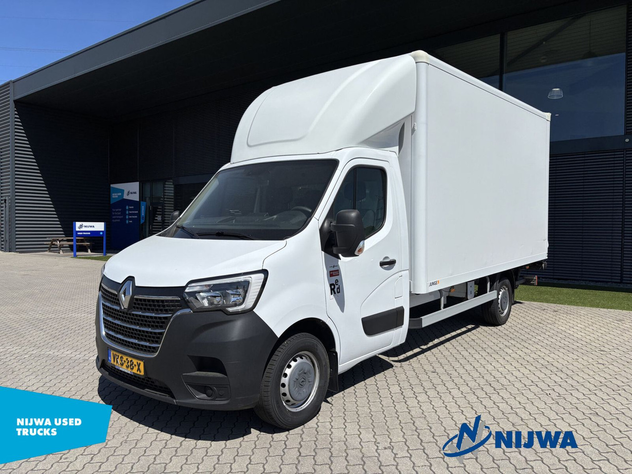 Renault Master T35 145 Laadklep + Airco - משאית עם שלדת תא: תמונה 1 Renault Master T35 145 Laadklep + Airco - משאית עם שלדת תא: תמונה 1