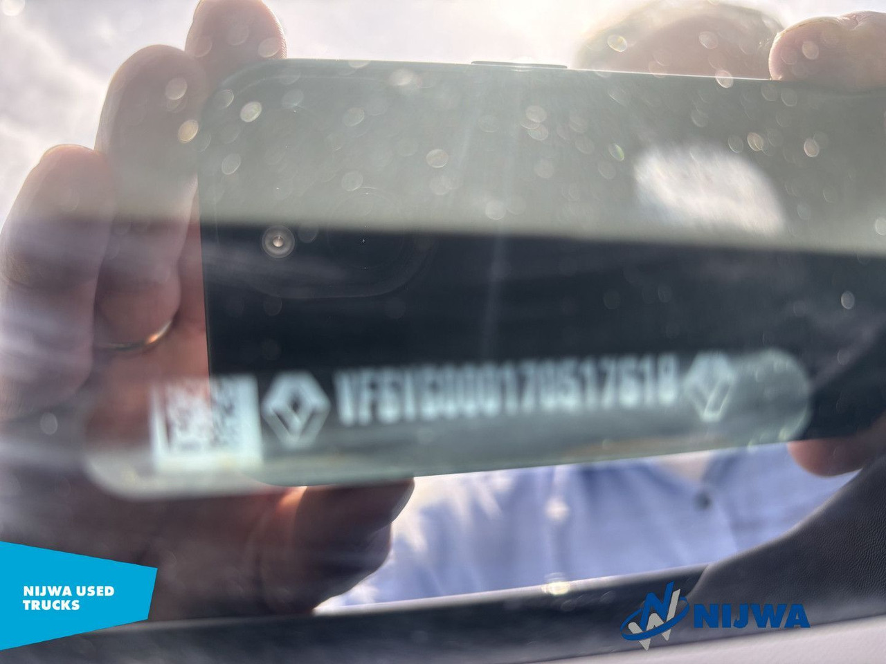 משאית עם שלדת תא Renault Master T35 165 Meubelbak + Navigatie: תמונה 11