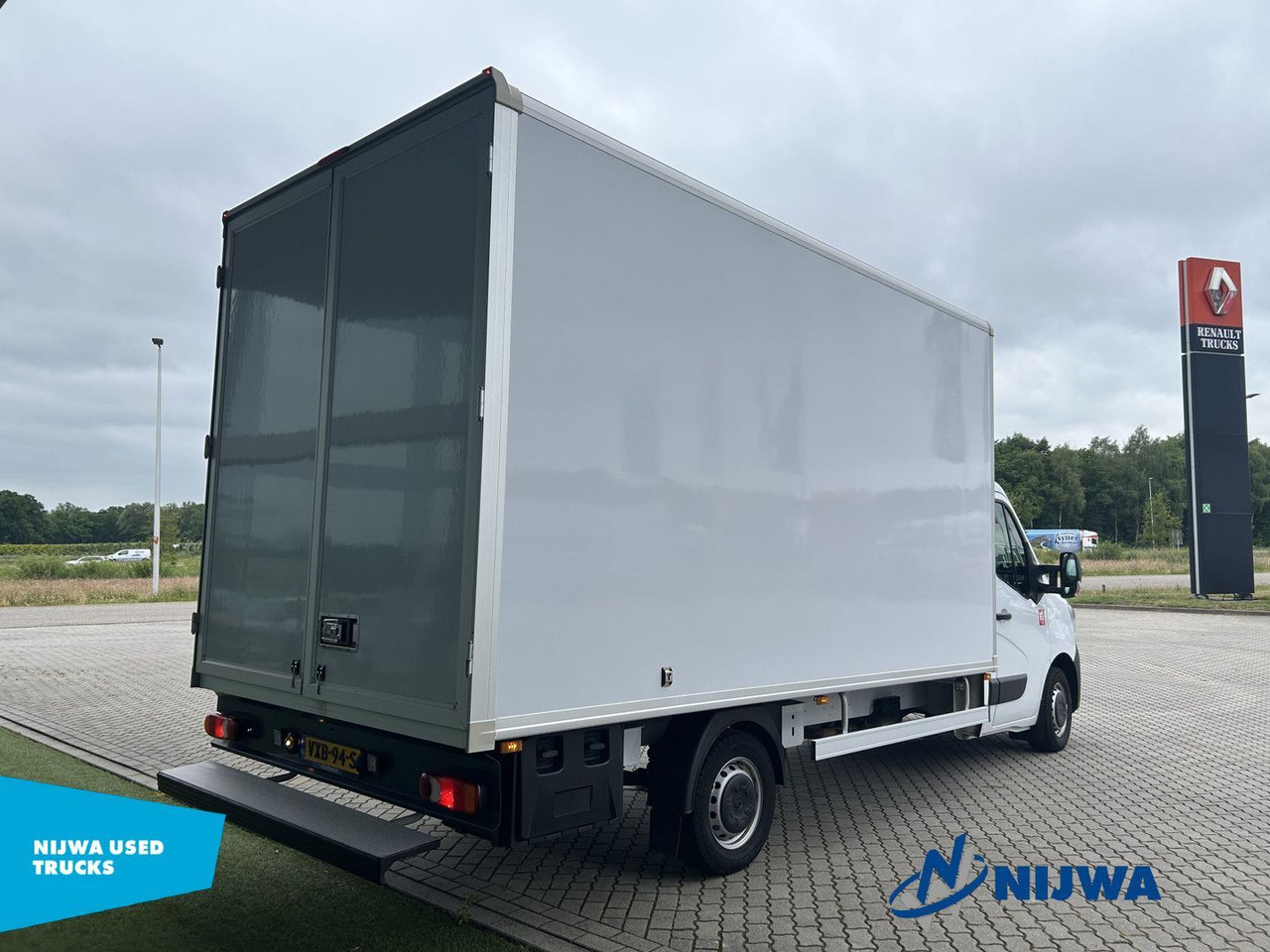 Renault Master T35 165 Navigatie + Achteruitrijcamera - משאית עם שלדת תא: תמונה 3 Renault Master T35 165 Navigatie + Achteruitrijcamera - משאית עם שלדת תא: תמונה 3
