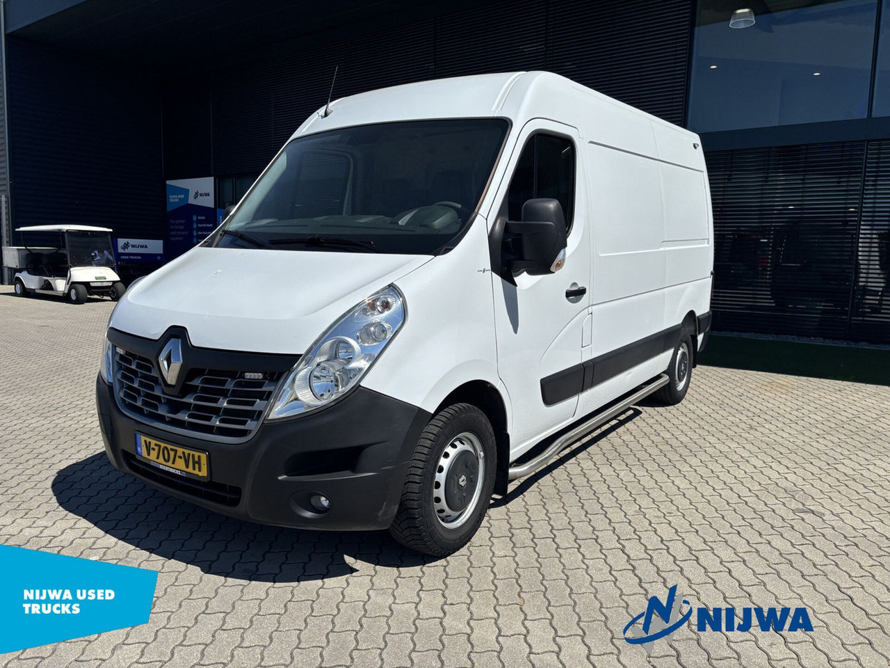 Renault Master T35 170 L2H3 Camera + Trekhaak Kasten - כלי רכב מסחרי עם לוח: תמונה 1 Renault Master T35 170 L2H3 Camera + Trekhaak Kasten - כלי רכב מסחרי עם לוח: תמונה 1