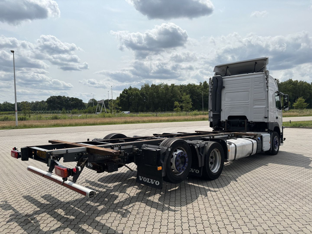 Volvo FM 450 6x2 BDF + Vangmuil - מוביל מכולות/ משאית החלפת גוף: תמונה 3 Volvo FM 450 6x2 BDF + Vangmuil - מוביל מכולות/ משאית החלפת גוף: תמונה 3