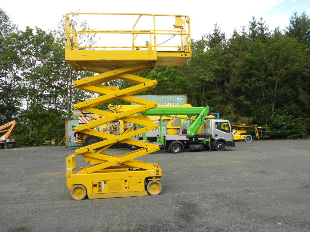 Genie GS 3246, Scherenarbeitsbühne Genie 11,9 m - מעלית מספריים: תמונה 5 Genie GS 3246, Scherenarbeitsbühne Genie 11,9 m - מעלית מספריים: תמונה 5