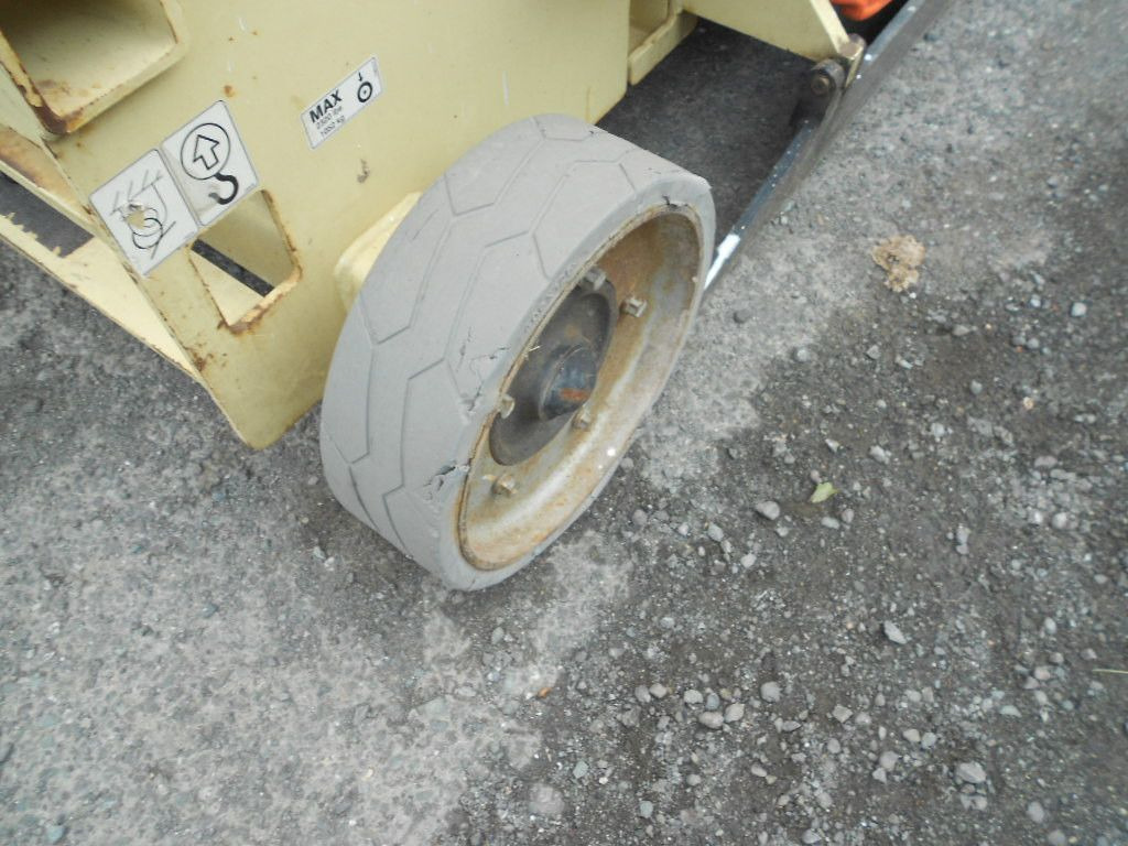 מעלית מספריים JLG JLG 3246, Scherenarbeitsbühne, 11,9 m: תמונה 12