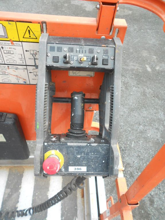מעלית מספריים JLG JLG 3246, Scherenarbeitsbühne, 11,9 m: תמונה 15