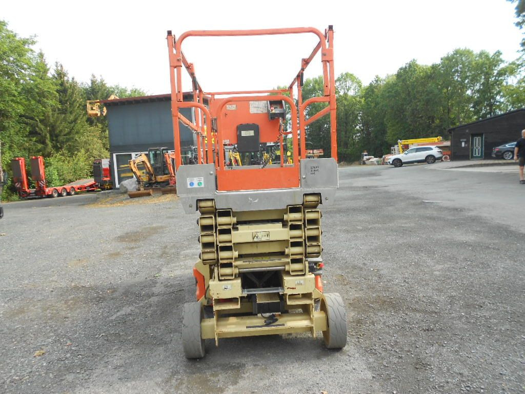 מעלית מספריים JLG JLG 3246, Scherenarbeitsbühne, 11,9 m: תמונה 22