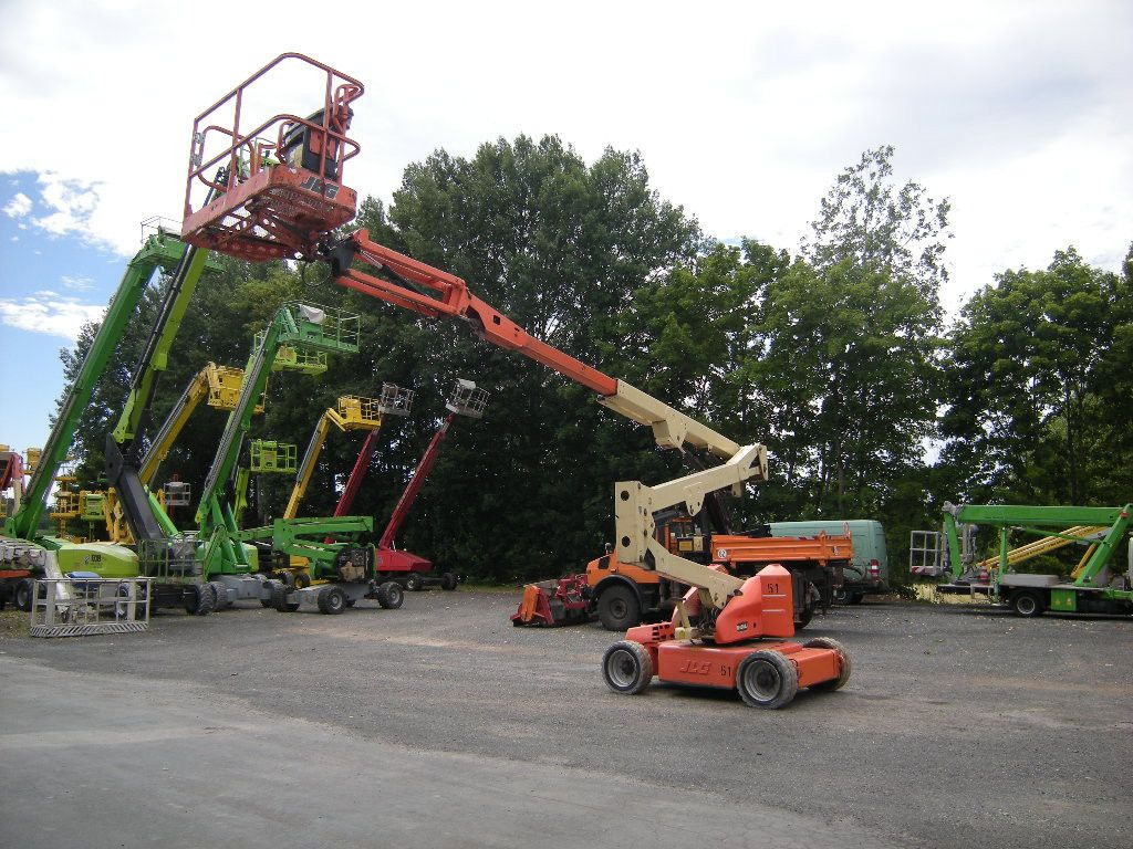 JLG M450 AJ Gelenkteleskoparbeitsbühne 16 m - פלטפורמה אווירית מותקנת על משאית: תמונה 4 JLG M450 AJ Gelenkteleskoparbeitsbühne 16 m - פלטפורמה אווירית מותקנת על משאית: תמונה 4