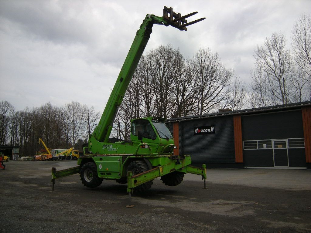 Merlo RT 4025 Roto 45.21 MCSS - מפעיל טלסקופי: תמונה 1 Merlo RT 4025 Roto 45.21 MCSS - מפעיל טלסקופי: תמונה 1