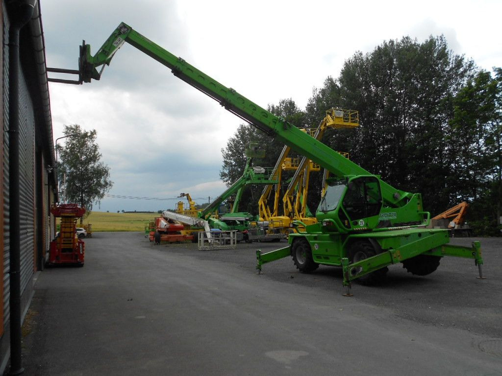Merlo RT 4025 Roto 45.21 MCSS - מפעיל טלסקופי: תמונה 2 Merlo RT 4025 Roto 45.21 MCSS - מפעיל טלסקופי: תמונה 2